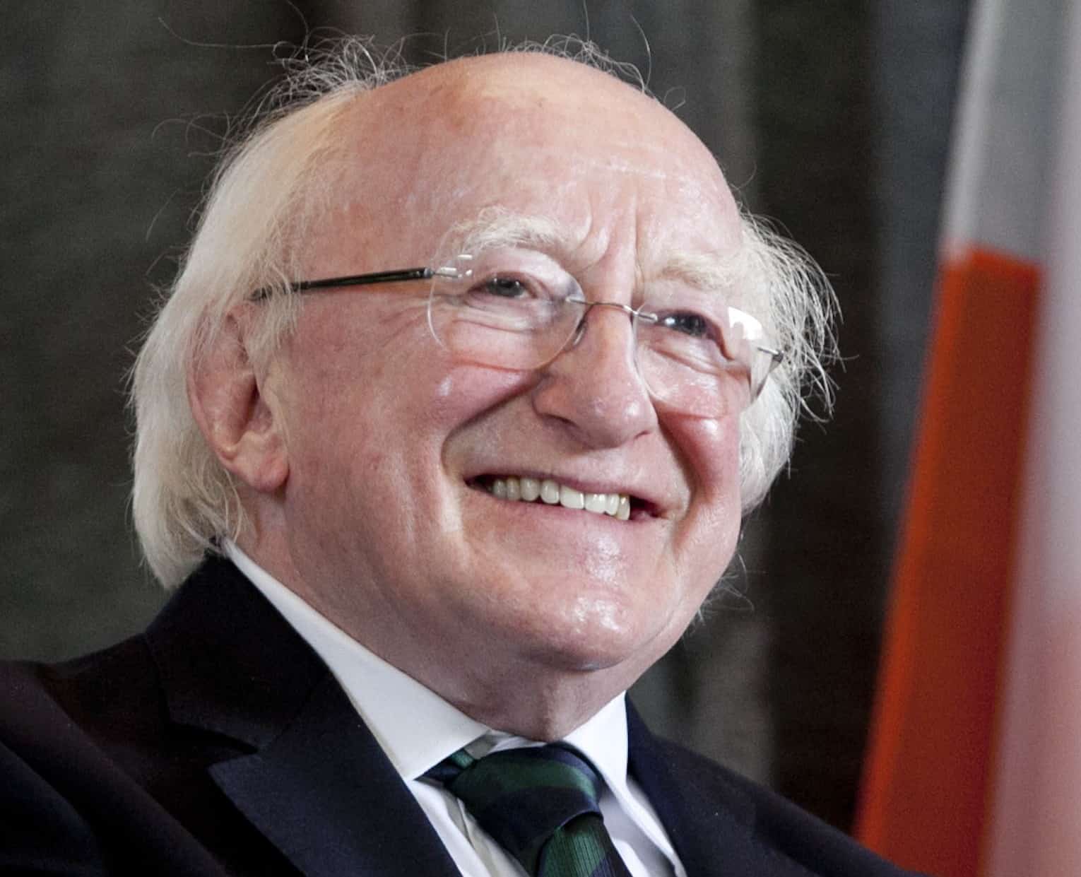 News 28042015. No repro Fee.
President Michael D Higgins during a visit to the  FINIRISH BATT HQ in South Lebanon .Photo Chris Bellew / Copyright Fennell Photography 2015